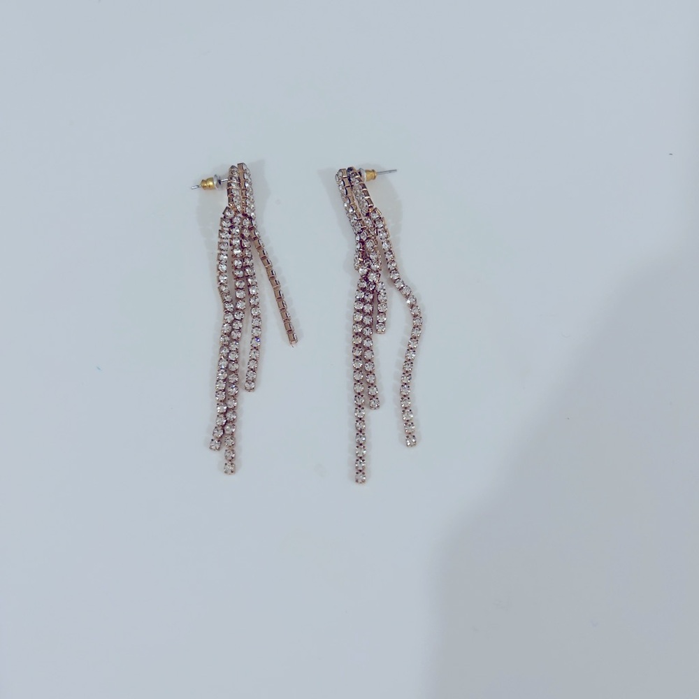 Gold sparkling earrings!!